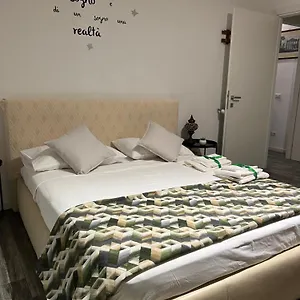Zona Torrino Appartamento Roma